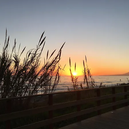 Bahia De Beachfront 2 Bedroom Marbella