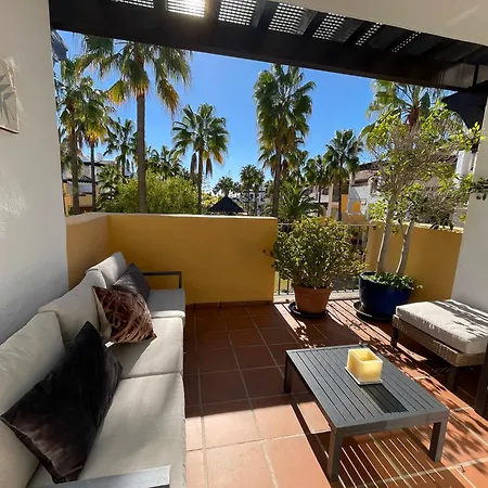 Apartment Bahia De Beachfront 2 Bedroom *