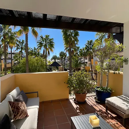 Apartment Bahia De Beachfront 2 Bedroom *